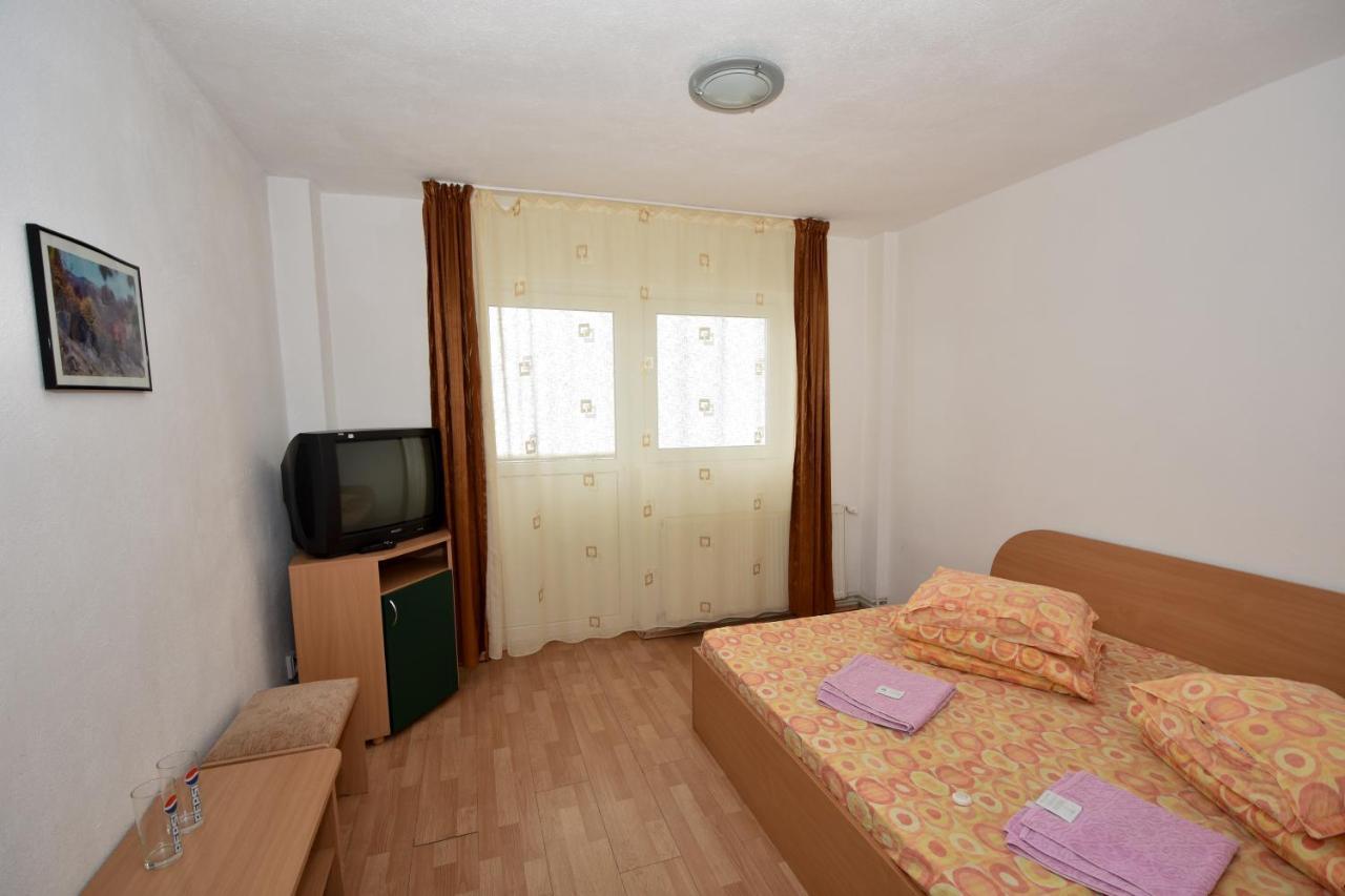 Vila Parang Petroşani Extérieur photo