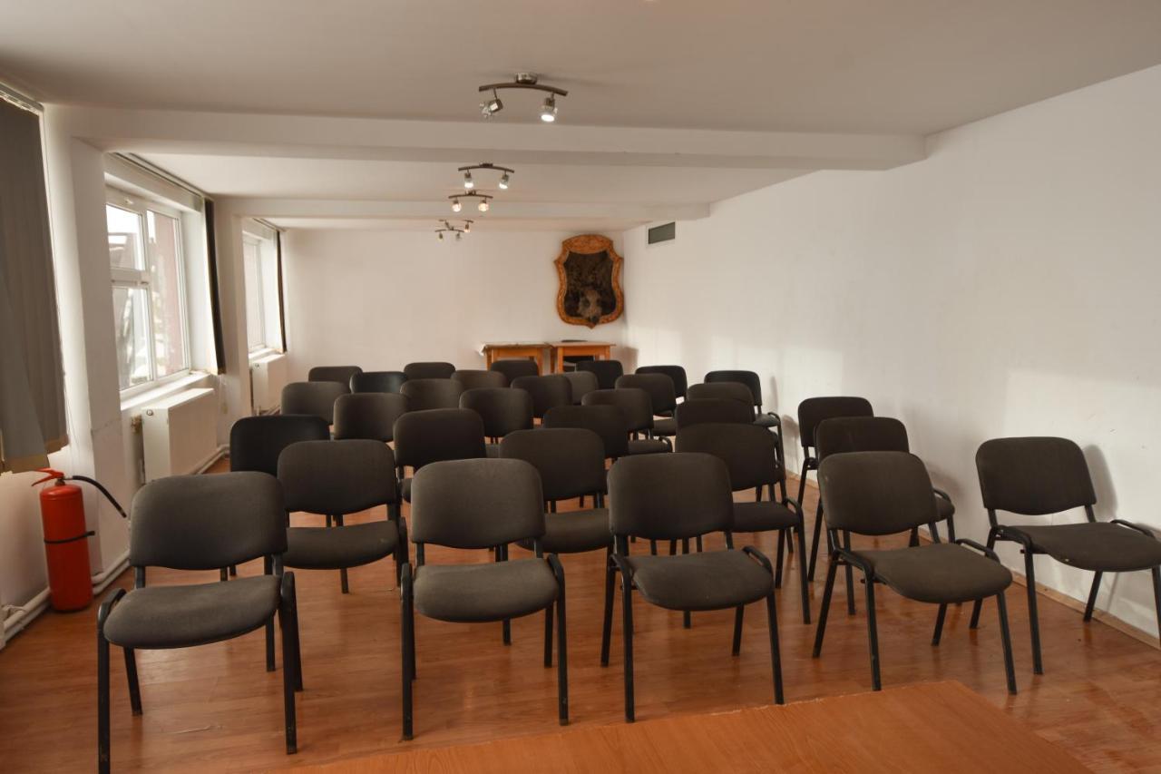 Vila Parang Petroşani Extérieur photo