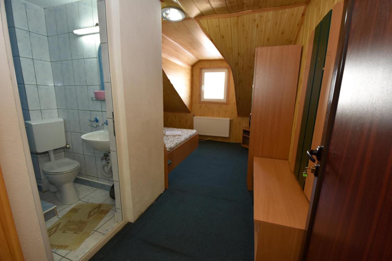 Vila Parang Petroşani Extérieur photo